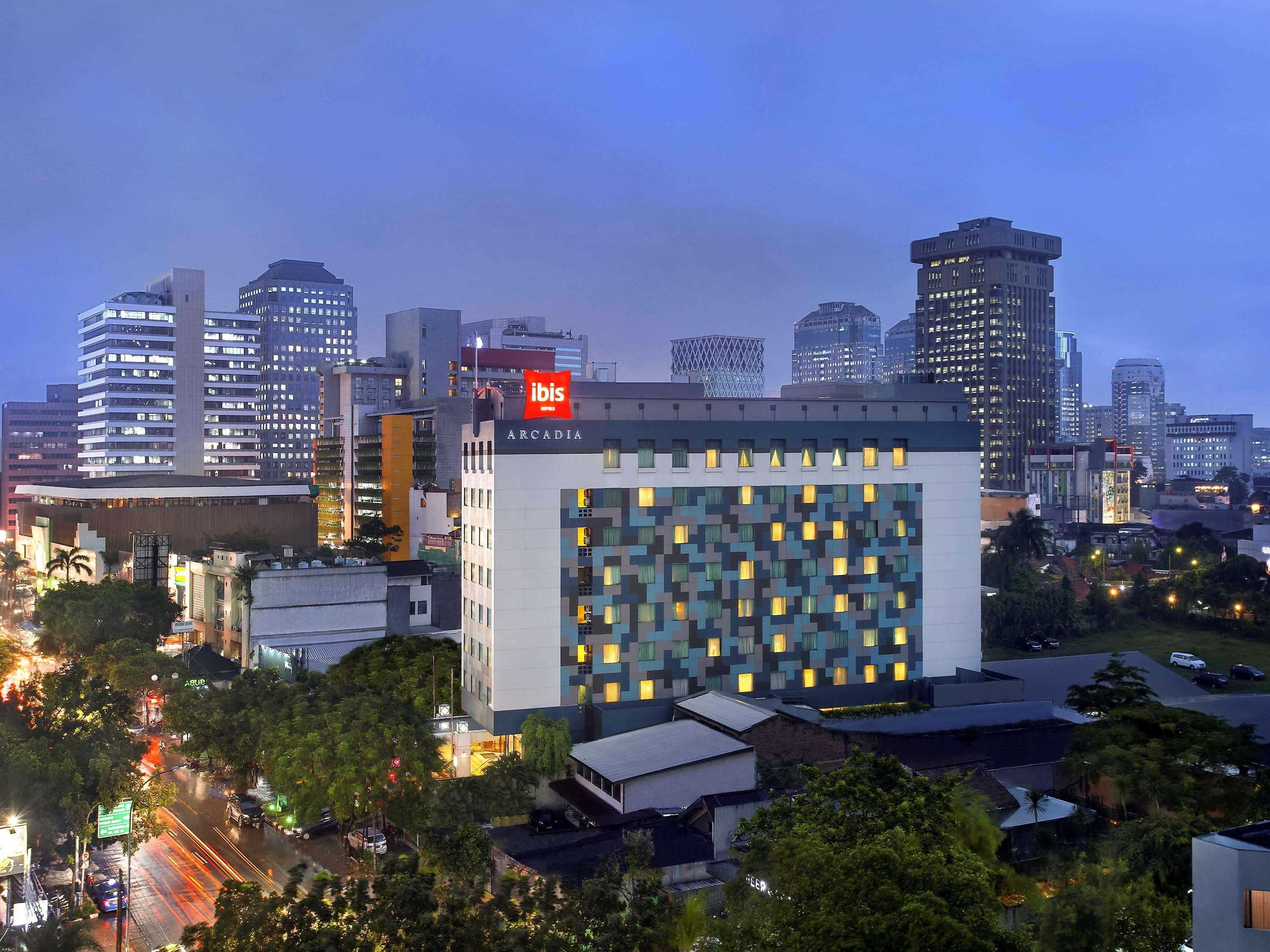 Ibis Jakarta Arcadia Εξωτερικό φωτογραφία