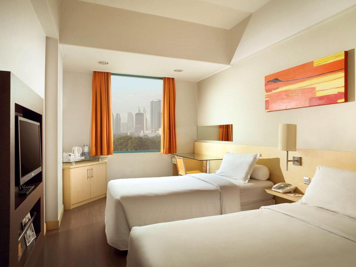Ibis Jakarta Arcadia Εξωτερικό φωτογραφία