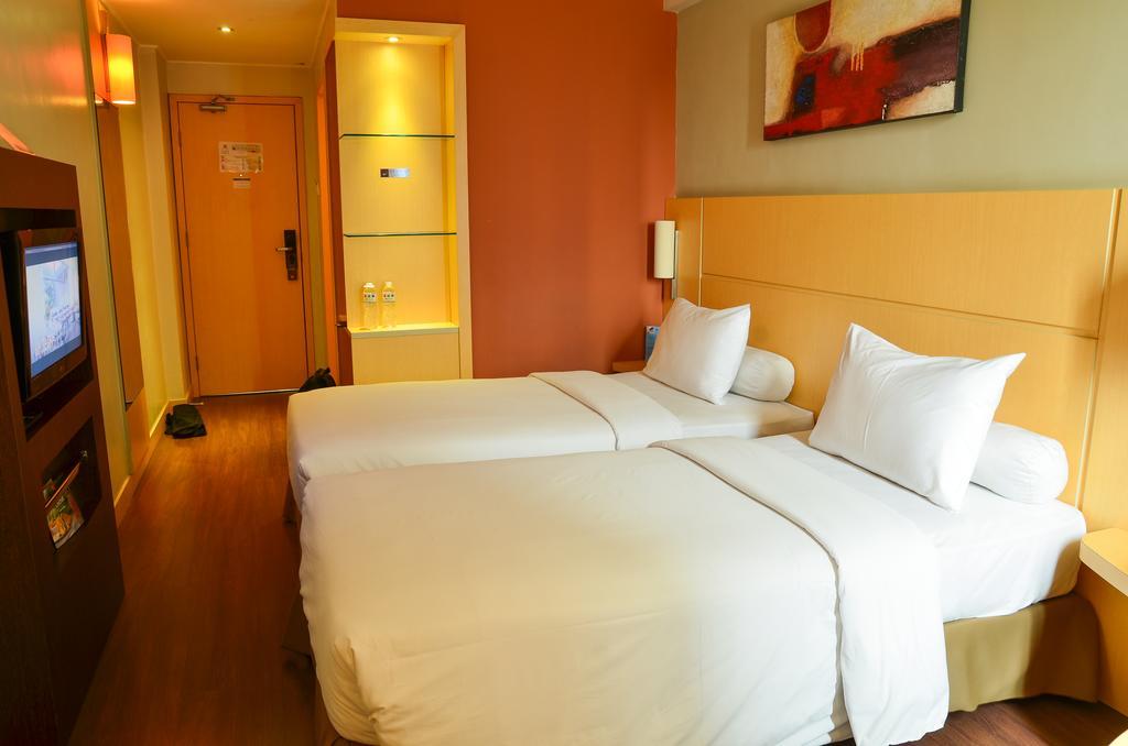 Ibis Jakarta Arcadia Εξωτερικό φωτογραφία