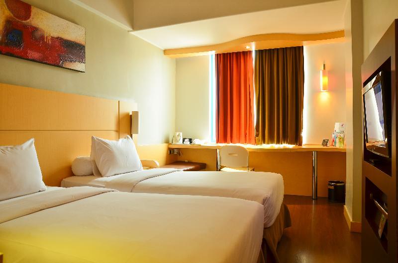 Ibis Jakarta Arcadia Εξωτερικό φωτογραφία